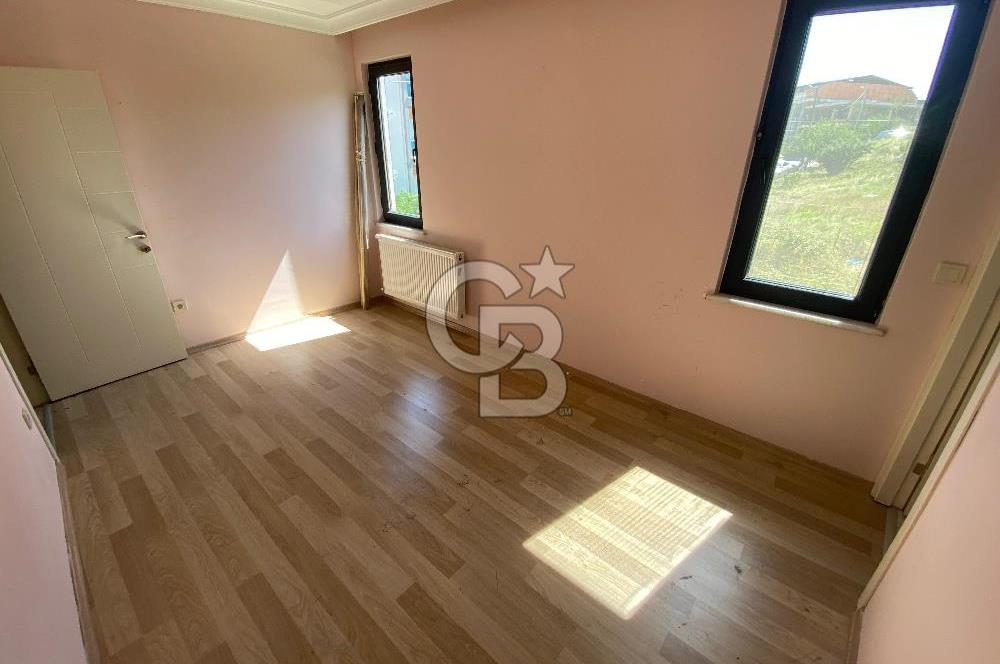ÇEKMEKÖY MERKEZ MAHALLESİ'NDE 90 m² KİRALIK 3+1 DAİRE