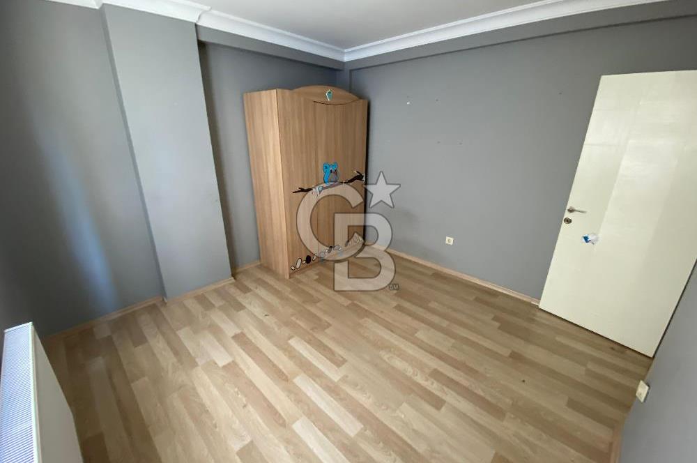 ÇEKMEKÖY MERKEZ MAHALLESİ'NDE 90 m² KİRALIK 3+1 DAİRE