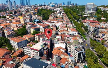 Fırsat Devren Beşiktaş Çarşı’da Boğaz Manzaralı Teraslı 3 Katlı Meyhane Konseptli Özel Mekân