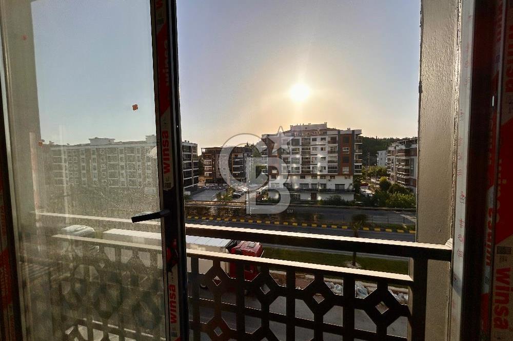 MENEMEN ESATPAŞA MAHALLESİ ANA CADDE ÜZERİ 3+1 SATILIK DAİRE