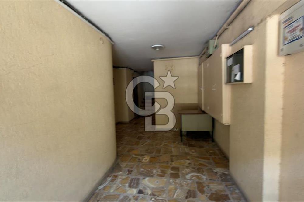 Mithatpaşa Caddesi Üzerinde Kiralık Deniz Manzaralı 4+1 Daire
