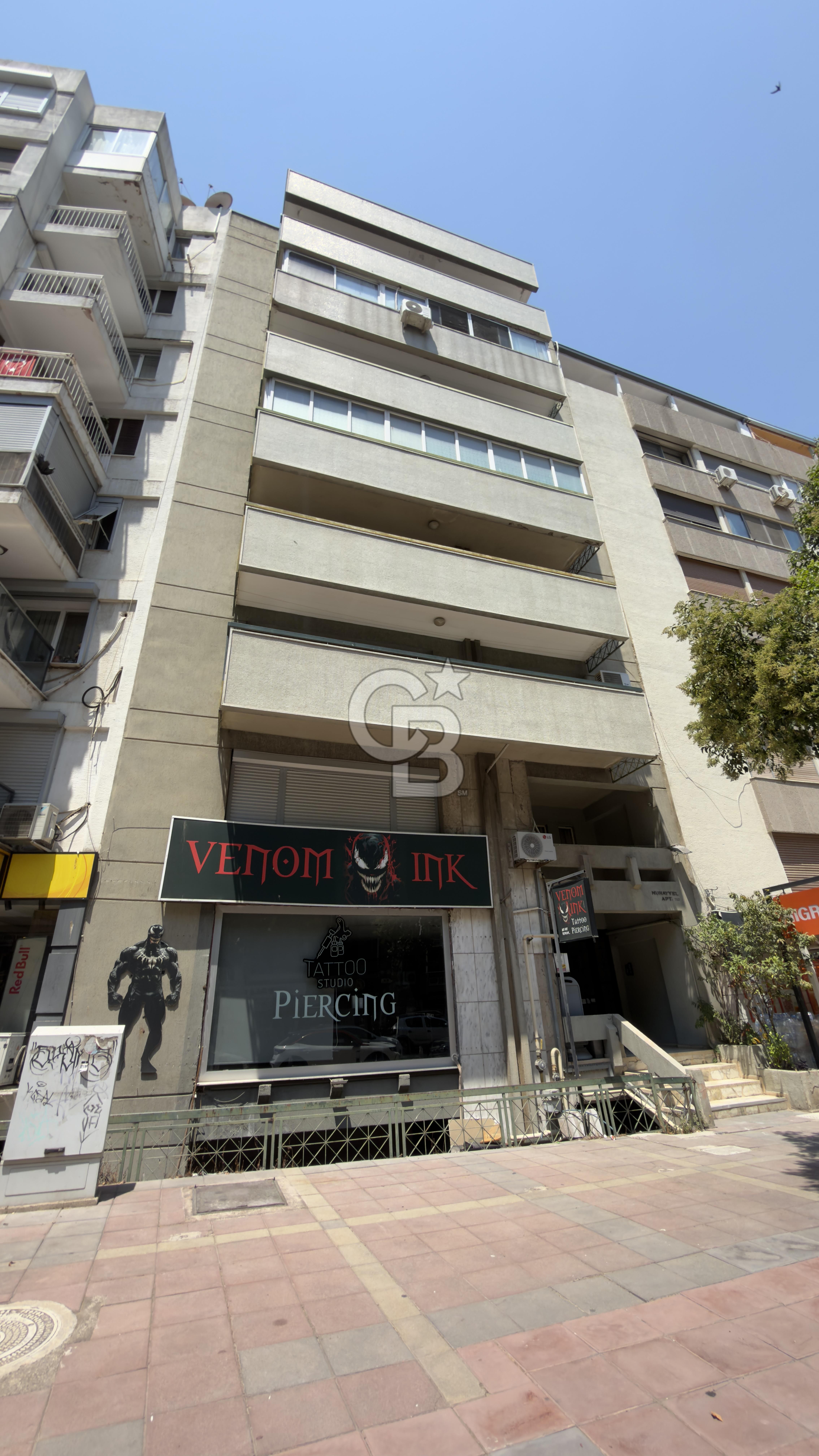Mithatpaşa Caddesi Üzerinde Kiralık Deniz Manzaralı 4+1 Daire