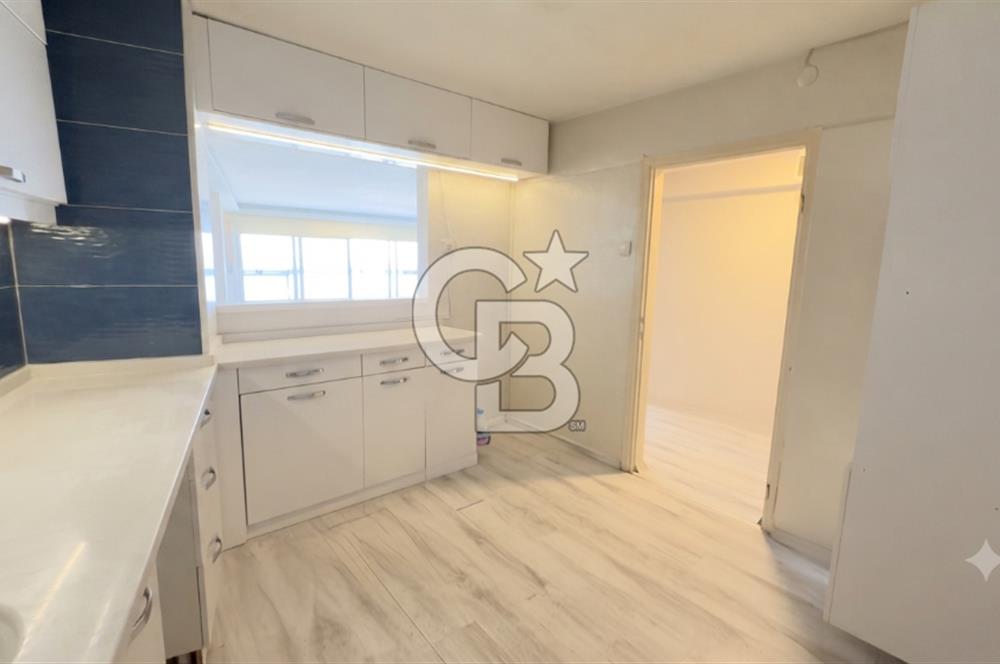 Mithatpaşa Caddesi Üzerinde Kiralık Deniz Manzaralı 4+1 Daire