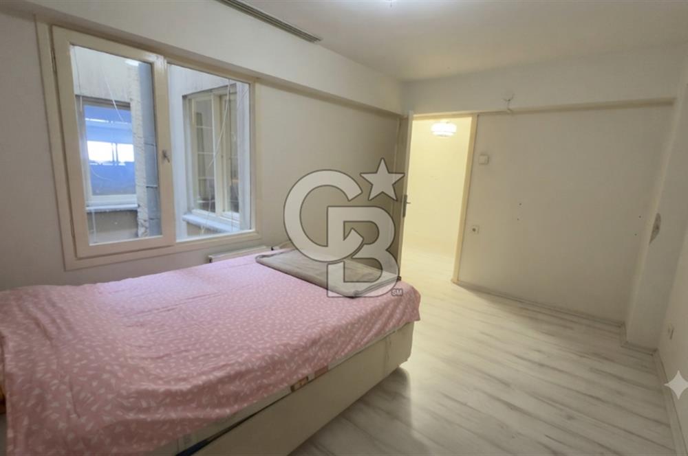 Mithatpaşa Caddesi Üzerinde Kiralık Deniz Manzaralı 4+1 Daire