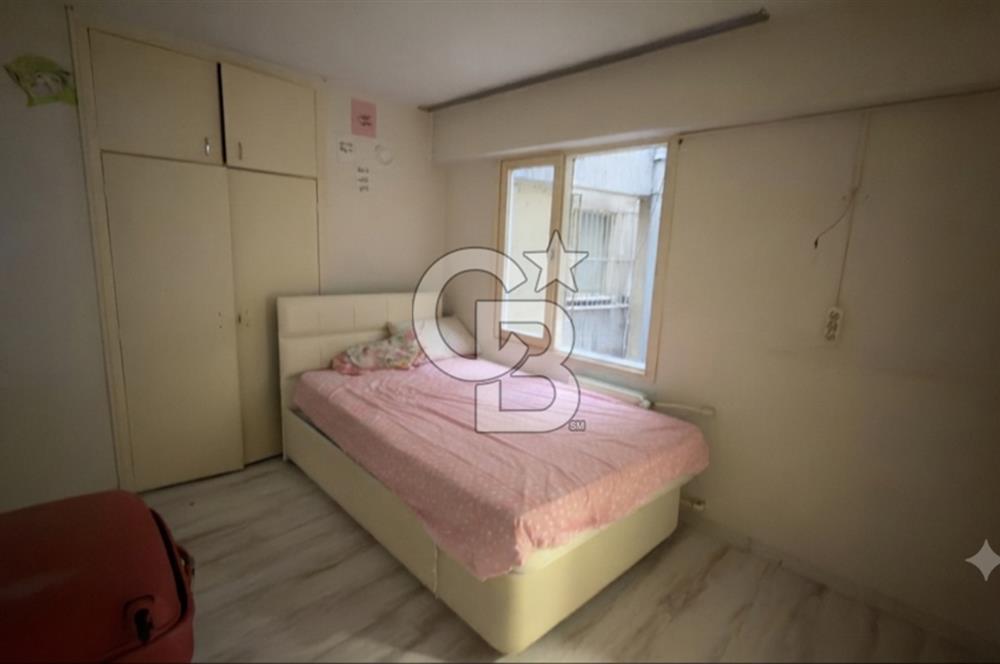 Mithatpaşa Caddesi Üzerinde Kiralık Deniz Manzaralı 4+1 Daire