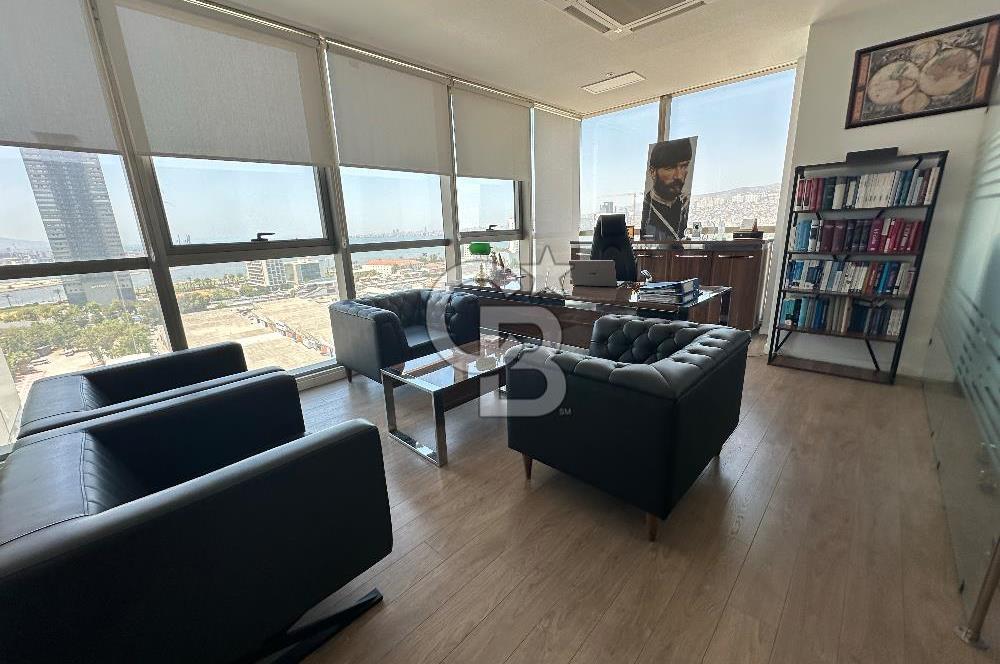 Ventus Tower Bayraklı'da Deniz Manzaralı Satılık Prestijli Ofis
