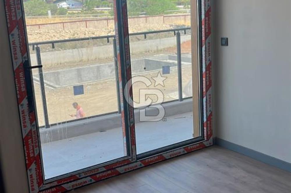 Karşıyaka Havuzlu Site'de APlus Yaşam