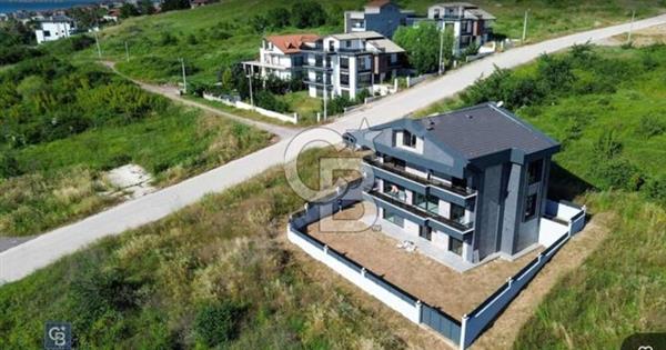 kadıköyde muhteşem villa - 364102