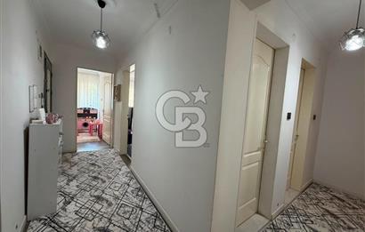BAYRAKLI'DA SAHİLE VE İZBANA YÜRÜME MESAFELİ SATILIK 2+1 DAİRE