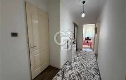 BAYRAKLI'DA SAHİLE VE İZBANA YÜRÜME MESAFELİ SATILIK 2+1 DAİRE