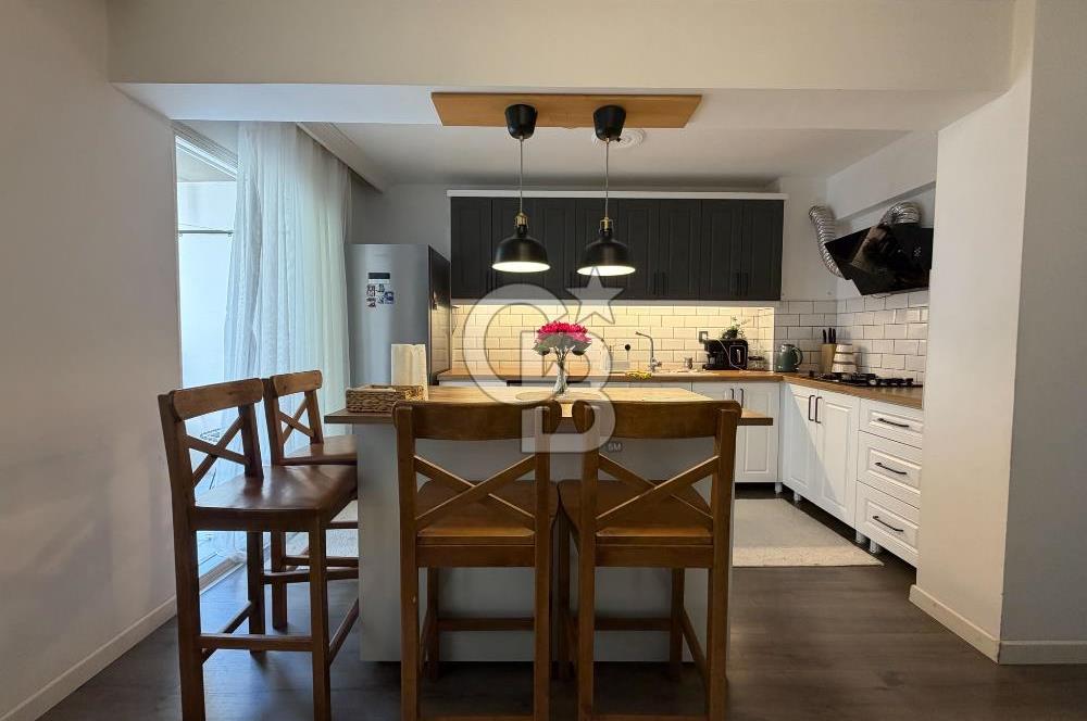 BAYRAKLI'DA SAHİLE VE İZBANA YÜRÜME MESAFELİ SATILIK 2+1 DAİRE
