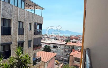 BAYRAKLI'DA SAHİLE VE İZBANA YÜRÜME MESAFELİ SATILIK 2+1 DAİRE
