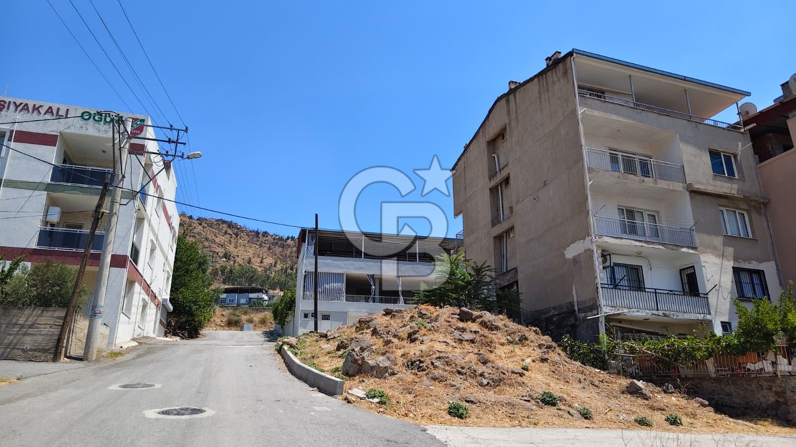 İzmir, Doğançay Mah., 300 m2 Satılık