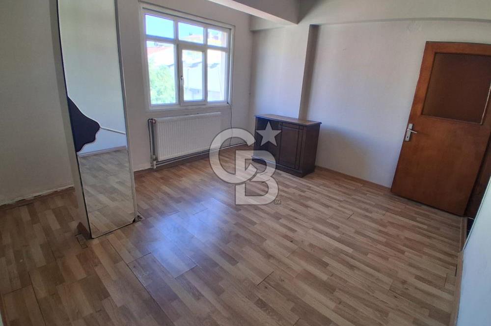 Kaynarca Fevzi Çakmak mah satılık toprak arsa tapulu 2+1 daire