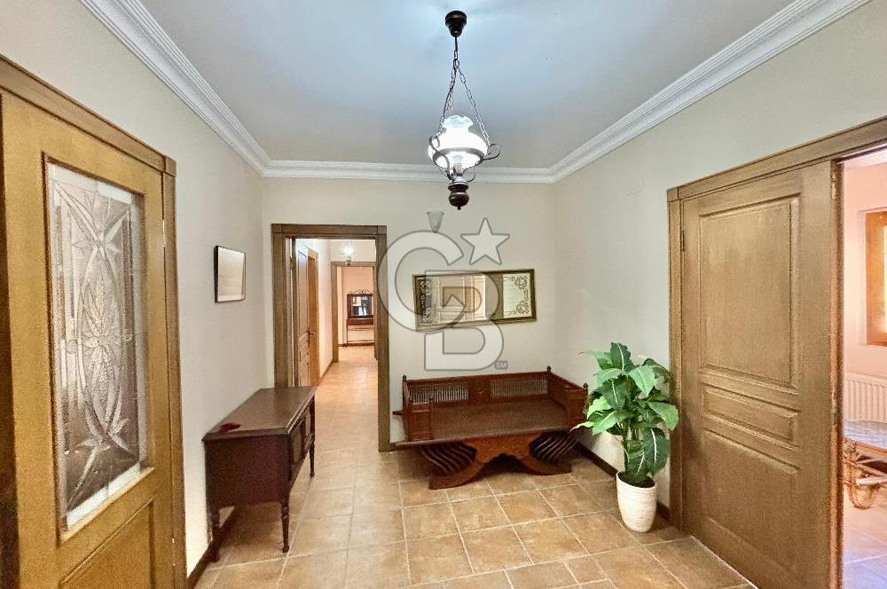 BALIKESİR BOĞAZKÖY'DE 2.177m²ARSA İÇİNDE SATILIK MÜSTAKİL VİLLA