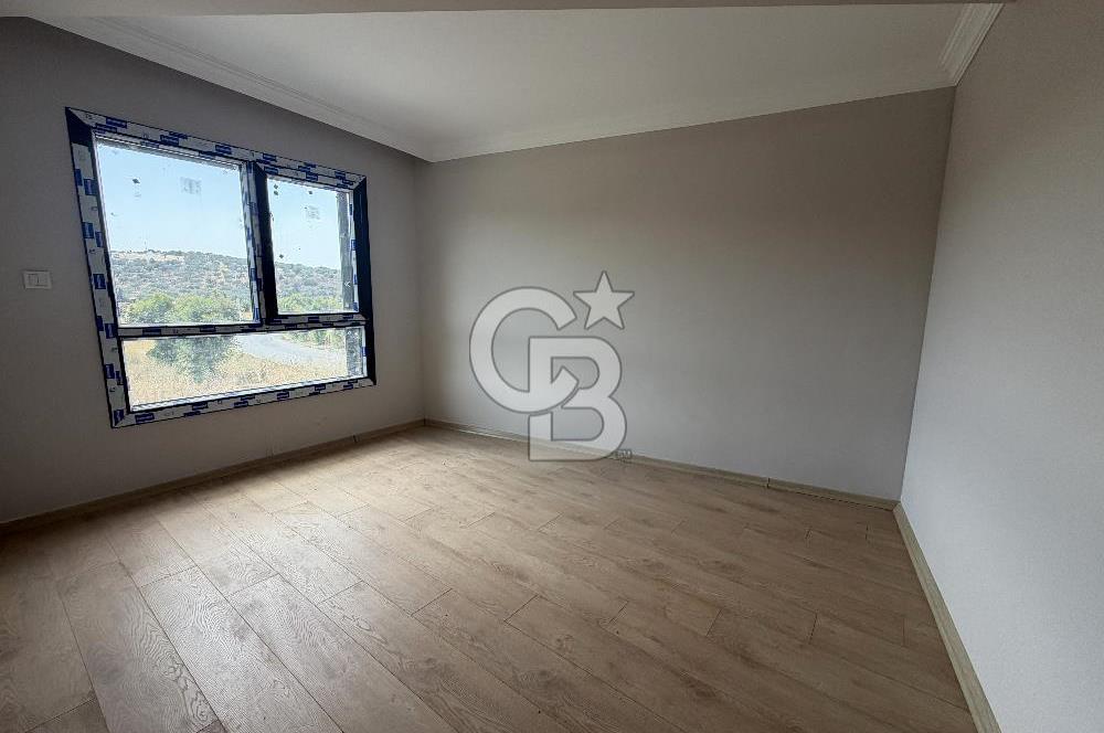 ŞAKRAN’DA DENİZE VE ANAYOLA YAKIN SATILIK 4+1 TRİPLEKS VİLLA
