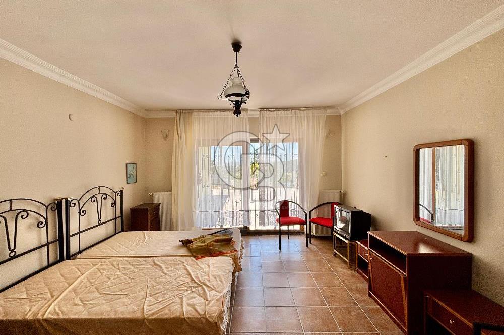 BALIKESİR BOĞAZKÖY'DE 2.177m²ARSA İÇİNDE SATILIK MÜSTAKİL VİLLA