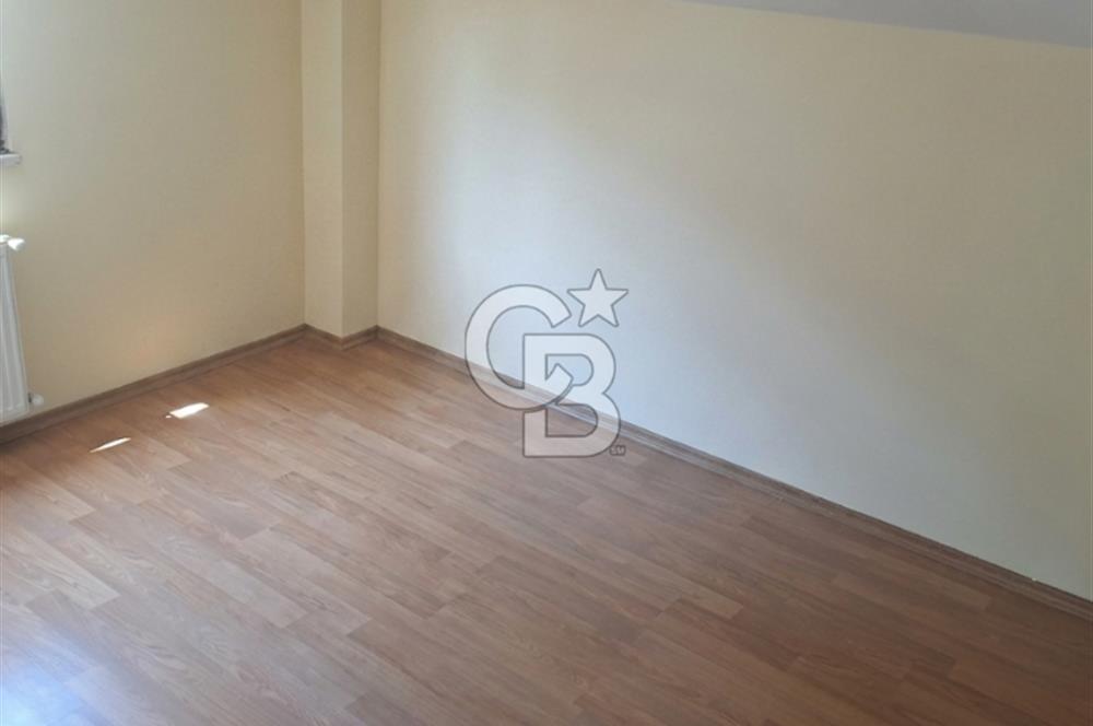 Aydınevler'de Satılık 2+2 Dubleks Asansörlü, Geniş Teraslı