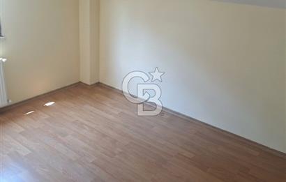 Aydınevler'de Satılık 2+2 Dubleks Asansörlü, Geniş Teraslı