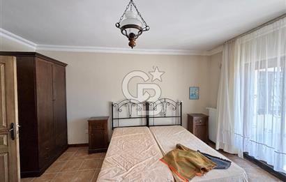BALIKESİR BOĞAZKÖY'DE 2.177m²ARSA İÇİNDE SATILIK MÜSTAKİL VİLLA