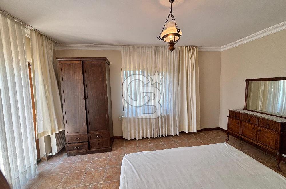 BALIKESİR BOĞAZKÖY'DE 2.177m²ARSA İÇİNDE SATILIK MÜSTAKİL VİLLA