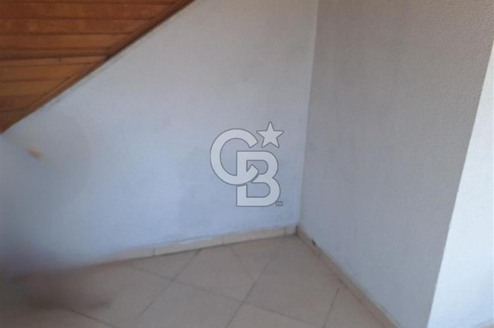 Aydınevler'de Satılık 2+2 Dubleks Asansörlü, Geniş Teraslı