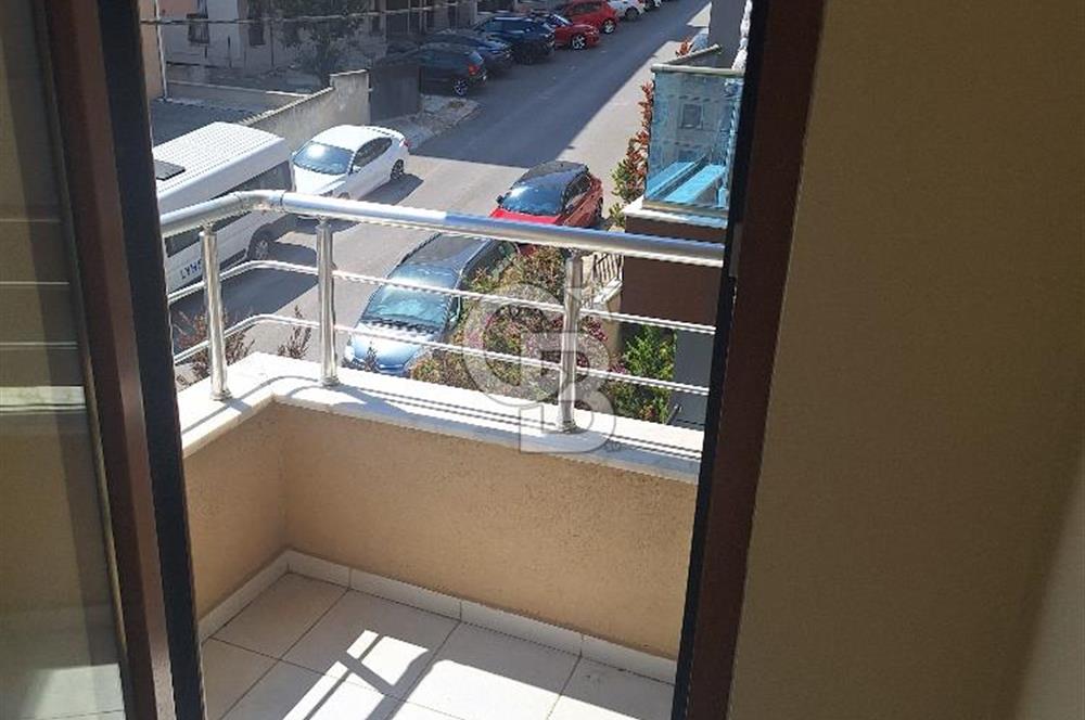 Aydınevler'de Satılık 2+2 Dubleks Asansörlü, Geniş Teraslı