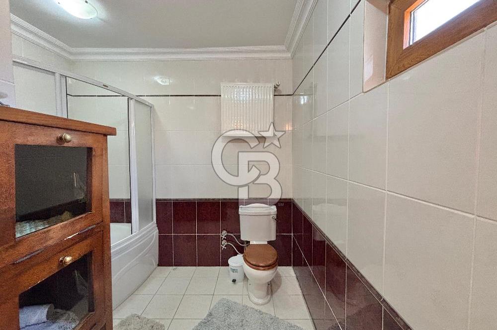 BALIKESİR BOĞAZKÖY'DE 2.177m²ARSA İÇİNDE SATILIK MÜSTAKİL VİLLA