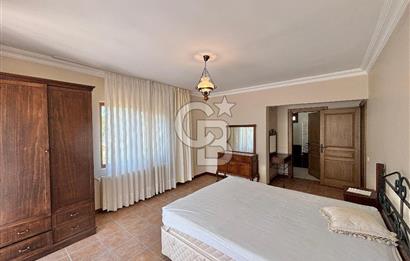 BALIKESİR BOĞAZKÖY'DE 2.177m²ARSA İÇİNDE SATILIK MÜSTAKİL VİLLA