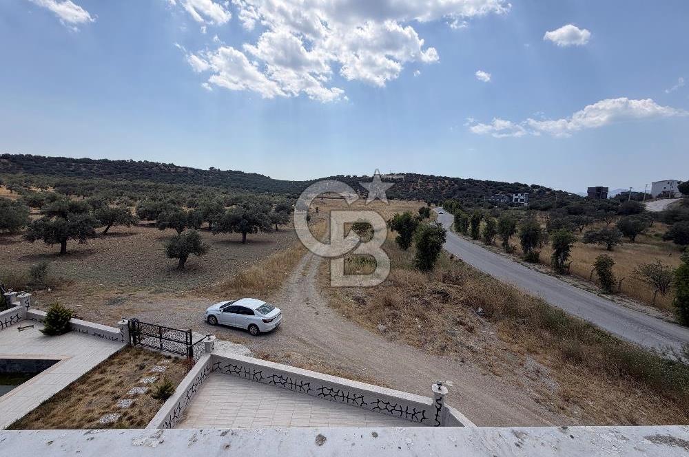 ŞAKRAN’DA DENİZE VE ANAYOLA YAKIN SATILIK 4+1 TRİPLEKS VİLLA
