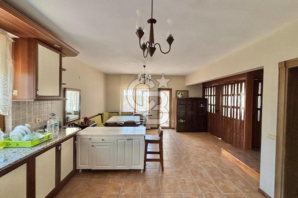 BALIKESİR BOĞAZKÖY'DE 2.177m²ARSA İÇİNDE SATILIK MÜSTAKİL VİLLA