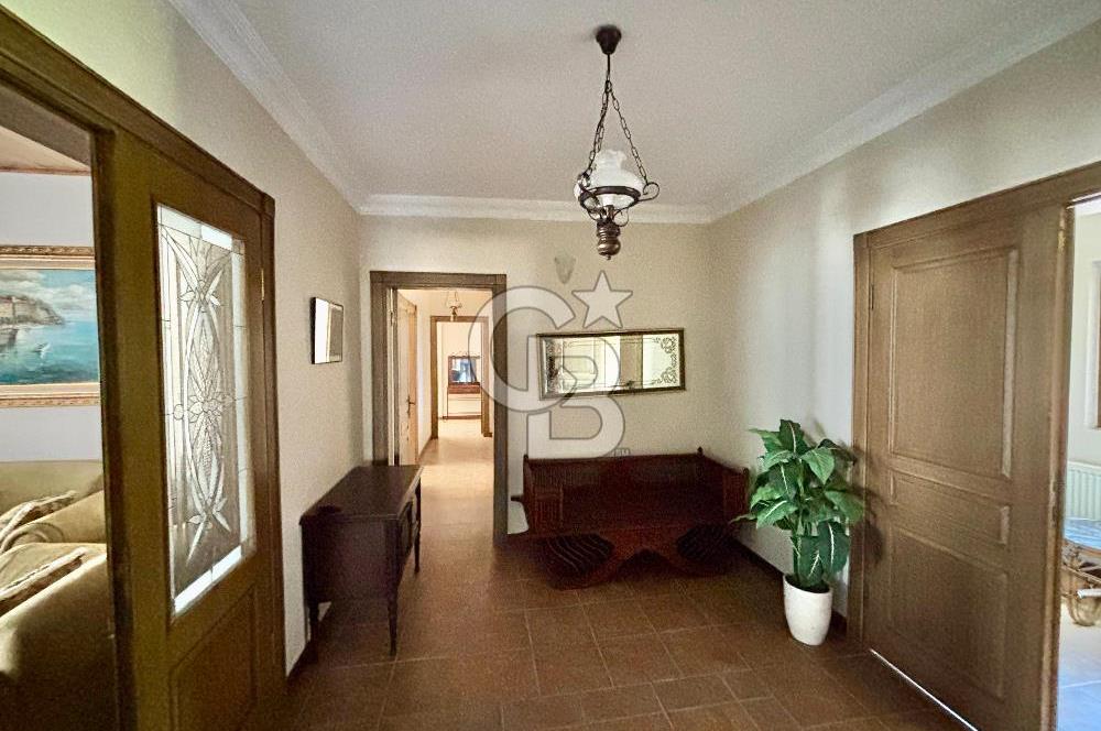 BALIKESİR BOĞAZKÖY'DE 2.177m²ARSA İÇİNDE SATILIK MÜSTAKİL VİLLA