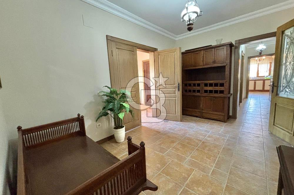 BALIKESİR BOĞAZKÖY'DE 2.177m²ARSA İÇİNDE SATILIK MÜSTAKİL VİLLA