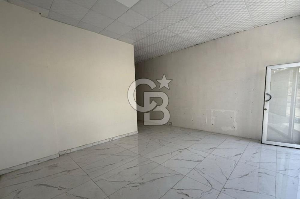 İzmir Çiğli Esentepe'de 70 m² Kiralık Dükkan