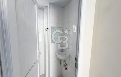 İzmir Çiğli Esentepe'de 70 m² Kiralık Dükkan