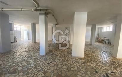 SANCAKTEPE MECLİSTE SATILIK 600 m² TİCARİ MAĞAZA / ÜRETİM TESİSİ