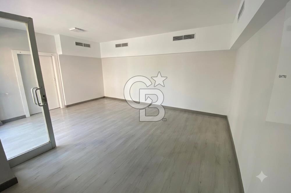 SANCAKTEPE MECLİSTE SATILIK 600 m² TİCARİ MAĞAZA / ÜRETİM TESİSİ