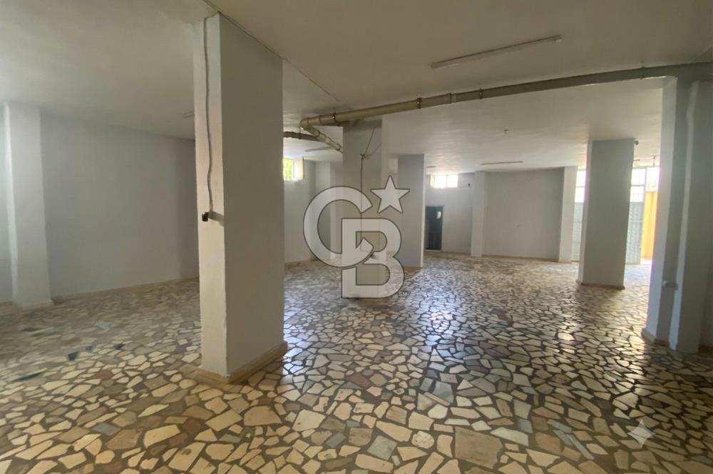 SANCAKTEPE MECLİSTE SATILIK 600 m² TİCARİ MAĞAZA / ÜRETİM TESİSİ