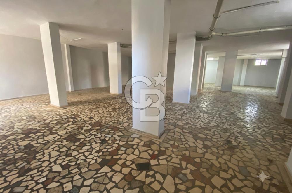 SANCAKTEPE MECLİSTE SATILIK 600 m² TİCARİ MAĞAZA / ÜRETİM TESİSİ