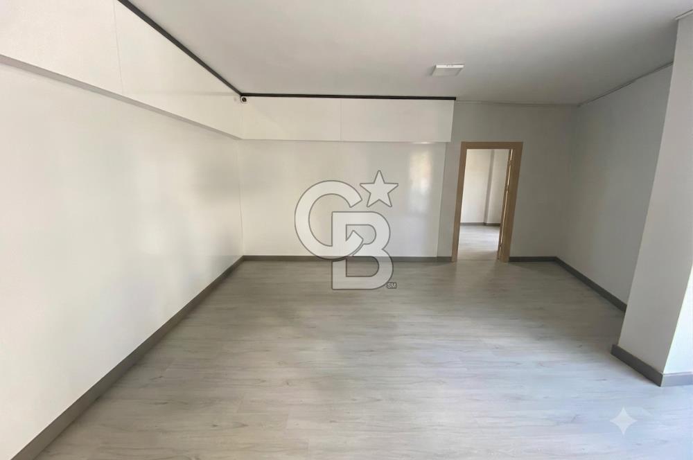 SANCAKTEPE MECLİSTE SATILIK 600 m² TİCARİ MAĞAZA / ÜRETİM TESİSİ