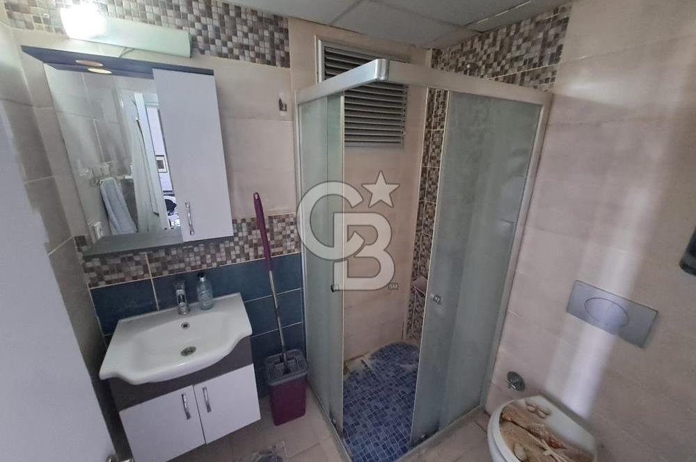 Seyrek'te Havuzlu ve Yeşillikli Site Eşyalı Kiralık 1+1