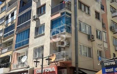 İzmir Bayraklı Sevgi Caddesi'nde 3+1 Daire