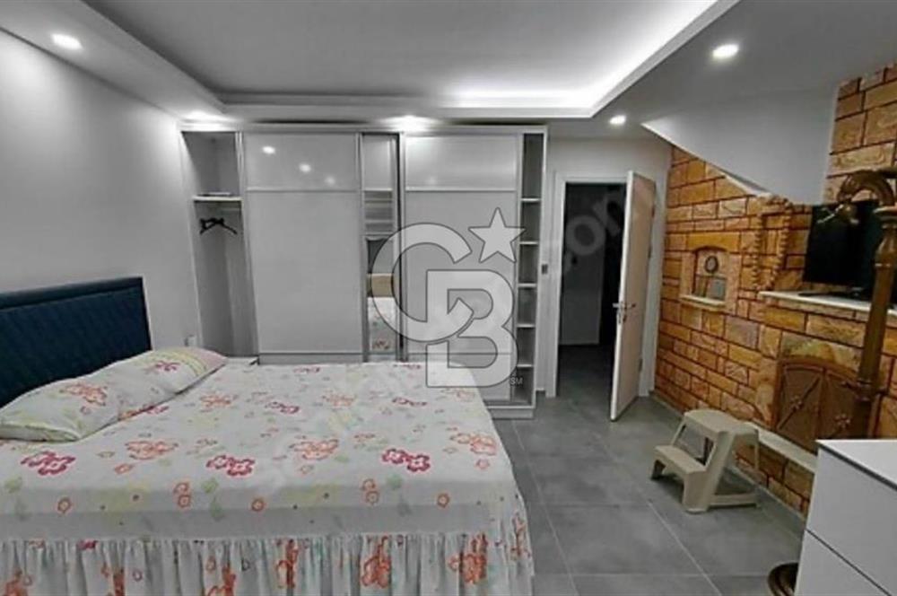 Ayvalık Sarmısaklı Plajına Yürüme Mesafesinde 5+1 Dubleks Villa