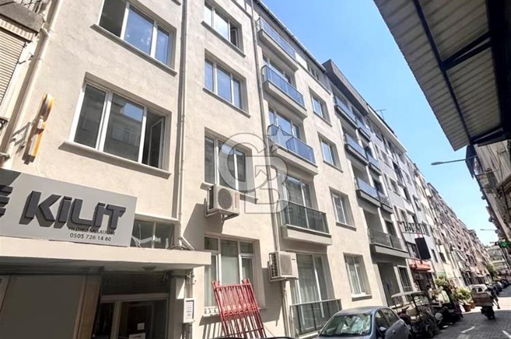 ALAYBEY'DE TADİLATLI SATILIK 2+1 DAİRE