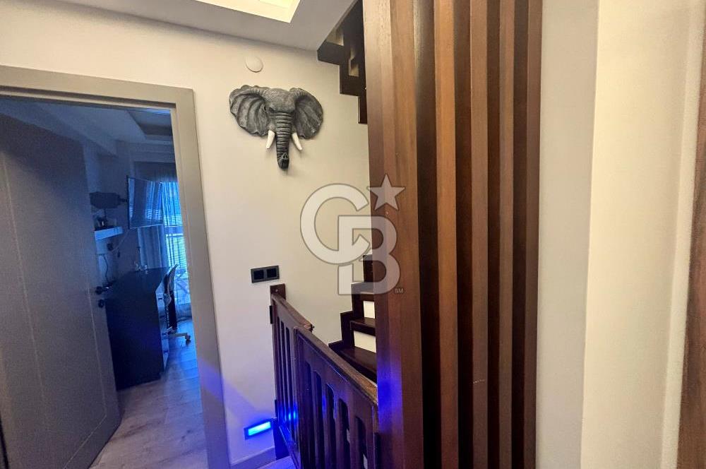 ORDU BULVARI'NDA ÖZEL YAPIM DUBLEKS SATILIK DAİRE