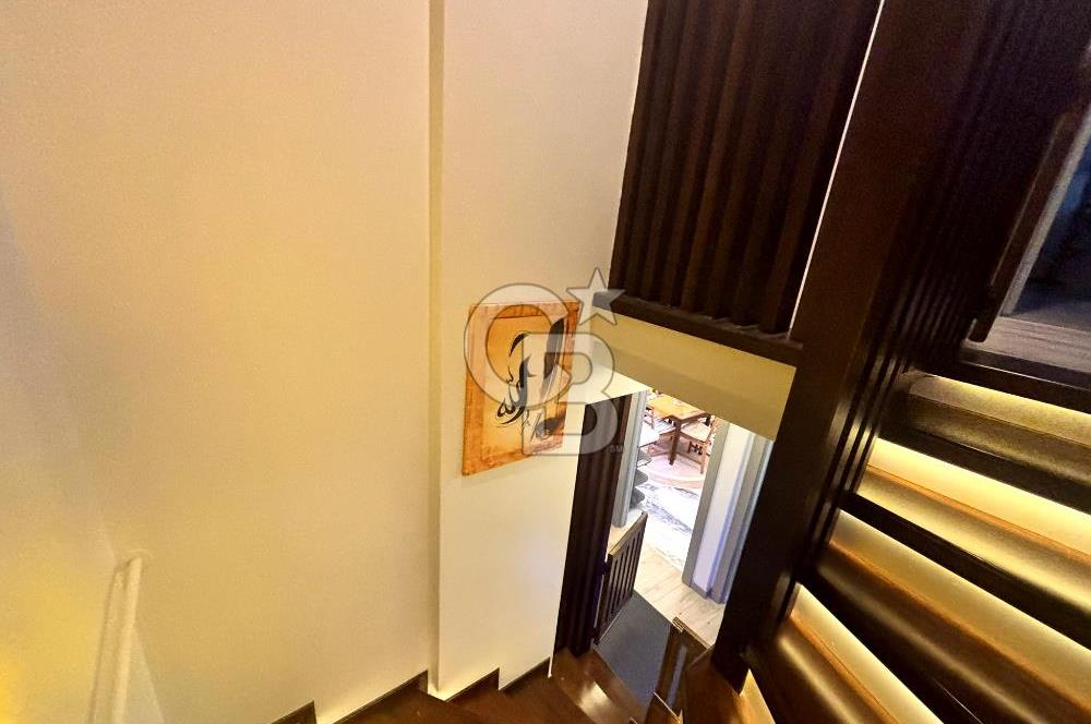 ORDU BULVARI'NDA ÖZEL YAPIM DUBLEKS SATILIK DAİRE