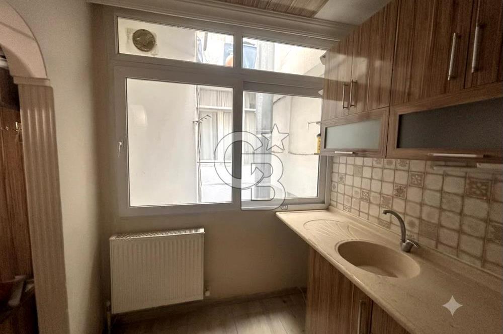 ALAYBEY'DE TADİLATLI SATILIK 2+1 DAİRE