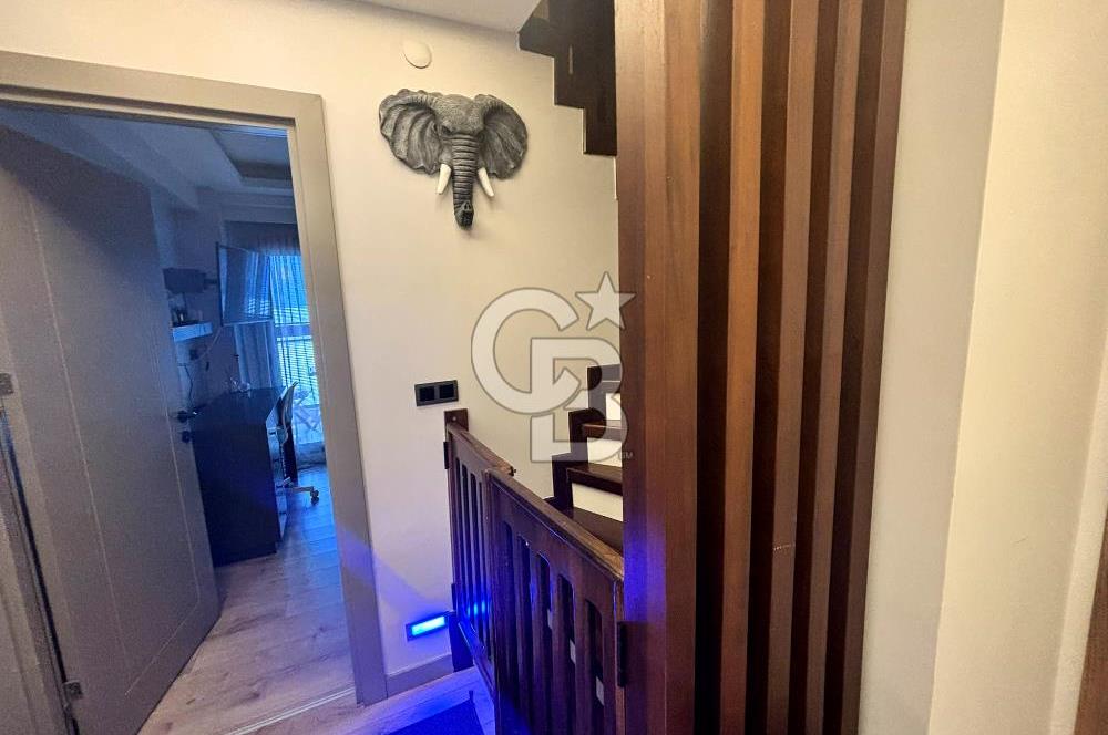 ORDU BULVARI'NDA ÖZEL YAPIM DUBLEKS SATILIK DAİRE