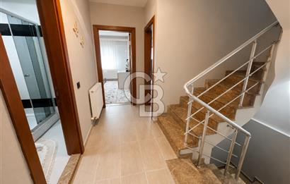 Bornova Altındağ Yeşilova Geniş Ailelere Uyg. Triplex 5+1 Villa