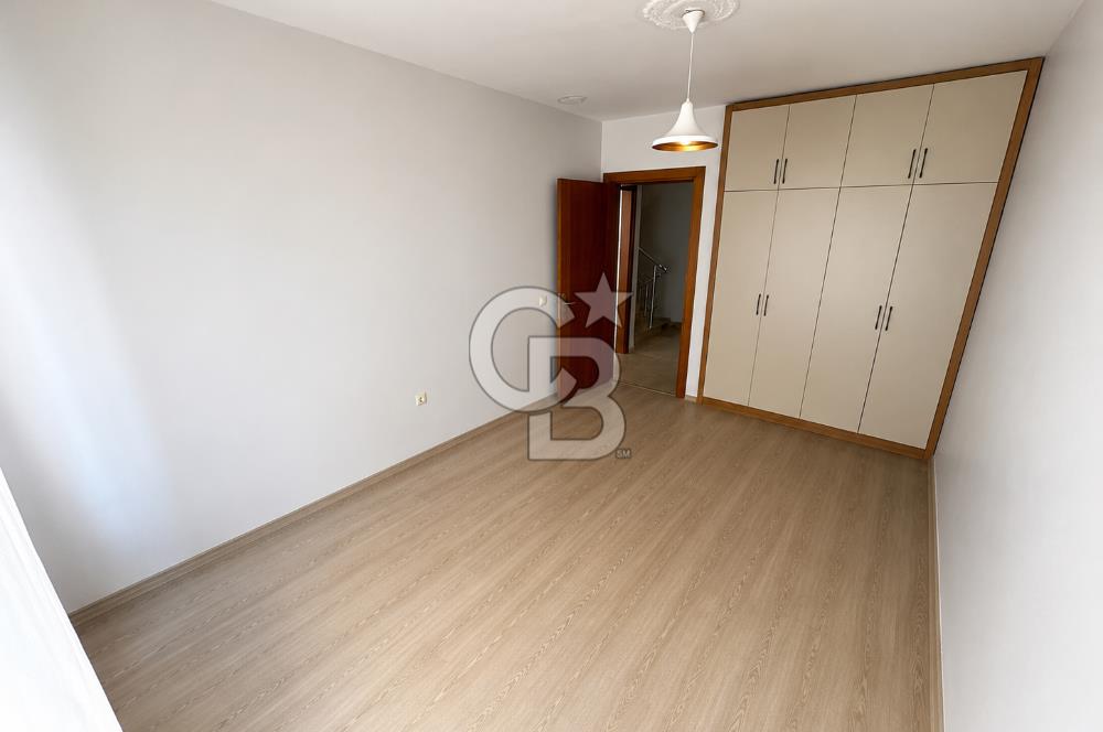 Bornova Altındağ Yeşilova Geniş Ailelere Uyg. Triplex 5+1 Villa